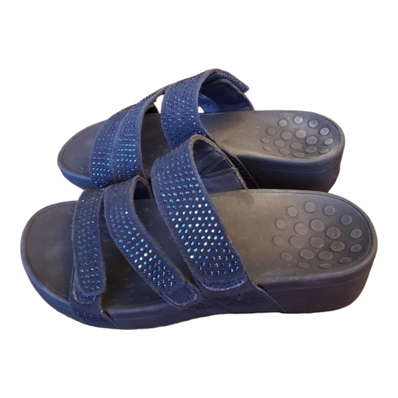 Vionic Sandals-Wide Width - Picture 3 of 3